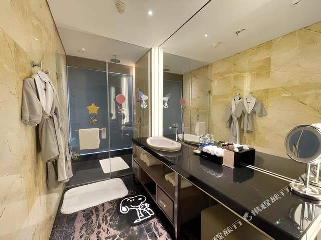 Themed Room