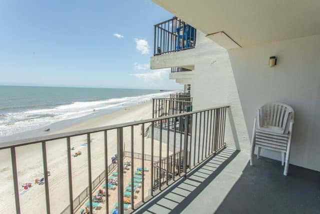 Condo, 2 Bedrooms