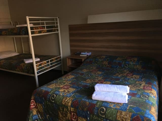 Family Room (Standard family)