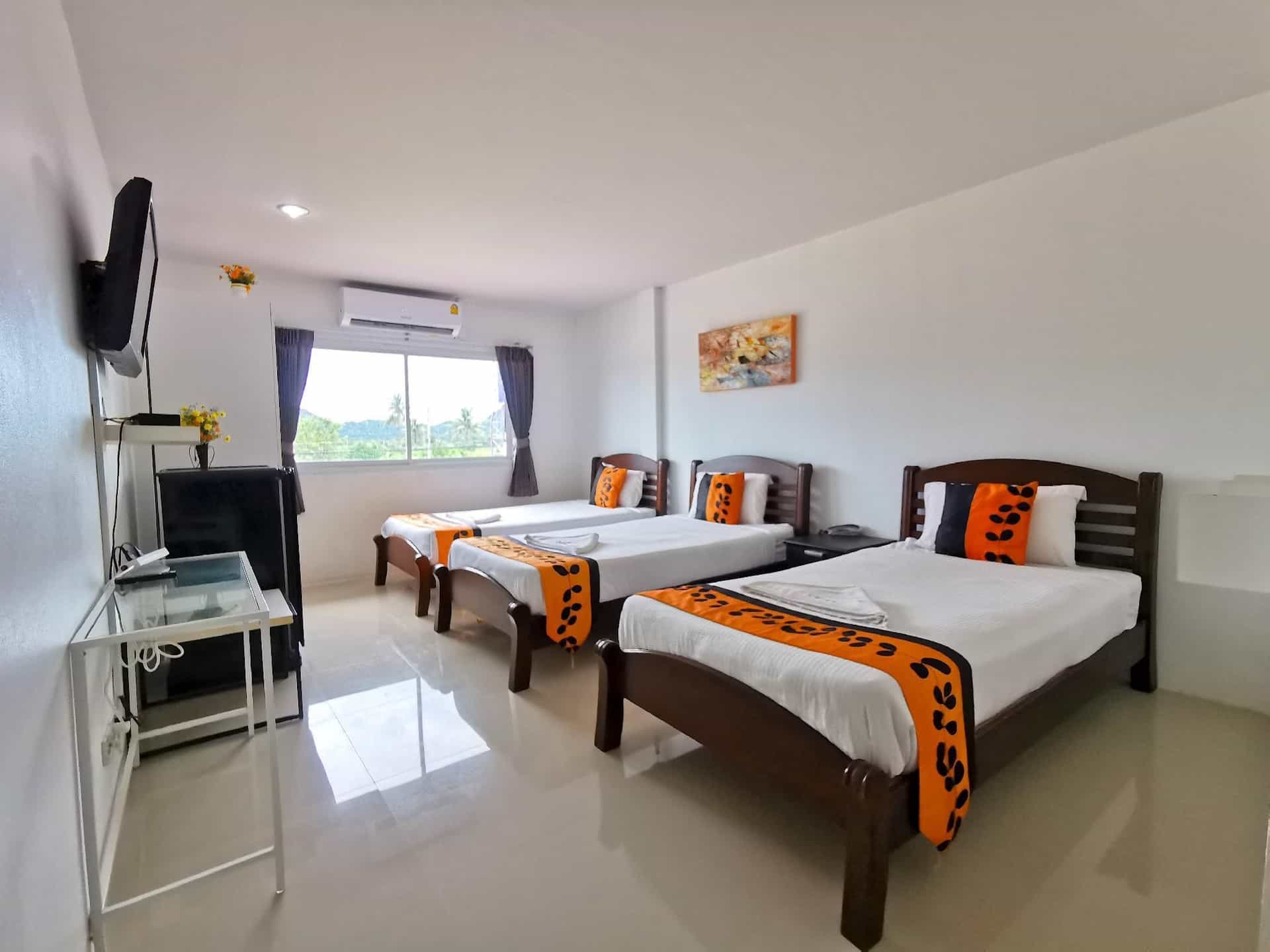 Phet Cha-am Plaza and Resort Phet Cha-am Plaza and Resort