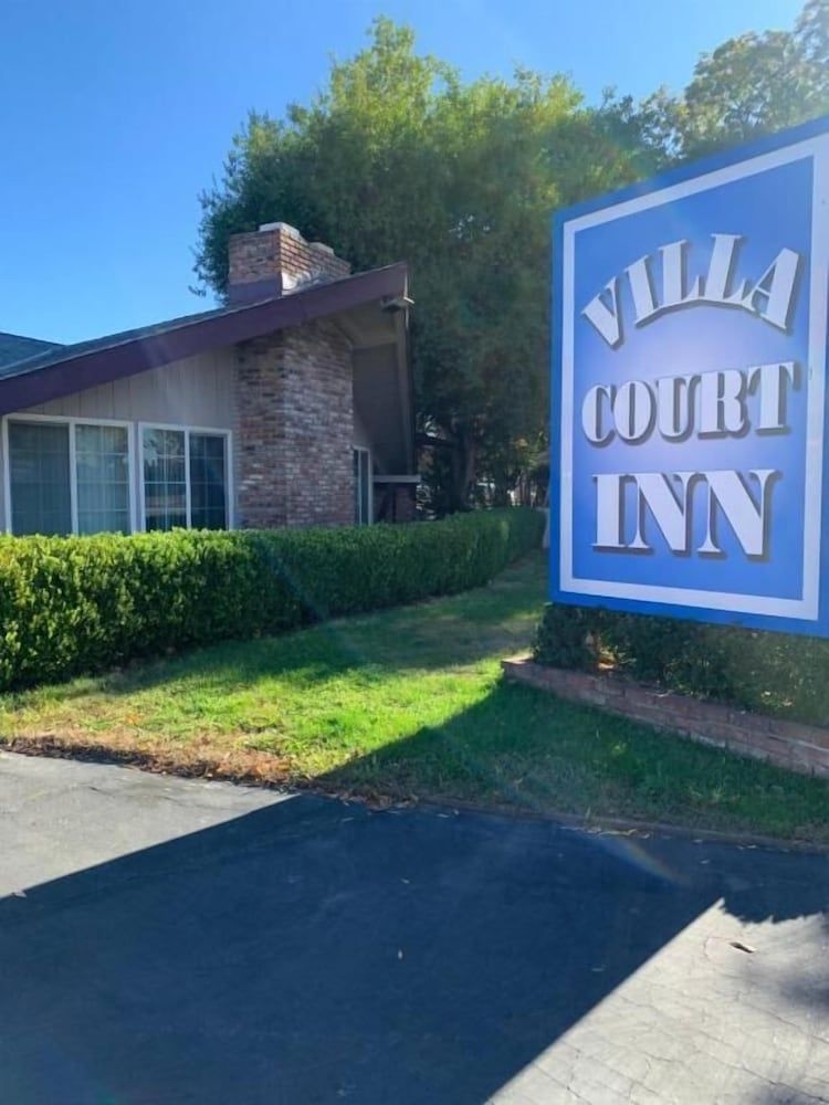 Villa Court Inn Oroville1