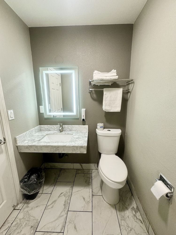 Villa Court Inn Oroville4