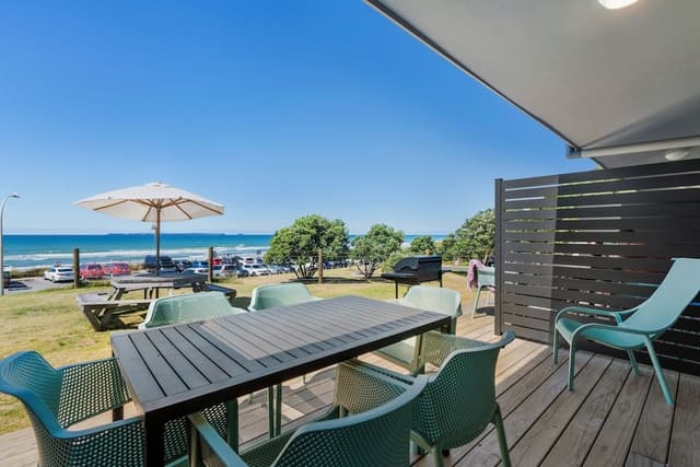 Deluxe Holiday Unit (1BR)