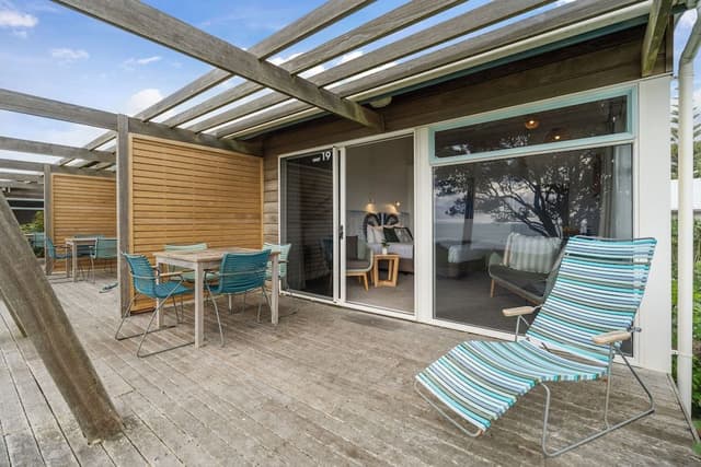 Beachfront Villa (1BR)