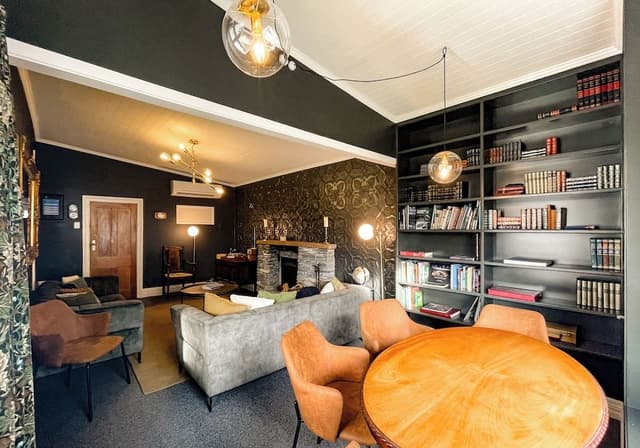 Romantic Room