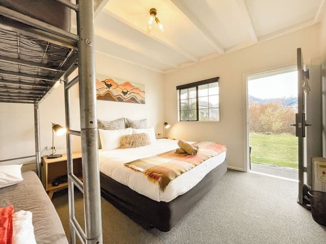 Family Room, 1 Bedroom, Shared Bathroom, Mountain View