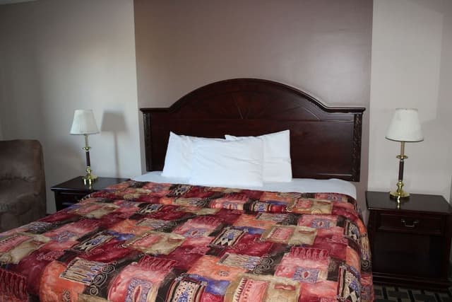 Standard Room, 1 King Bed, Non Smoking