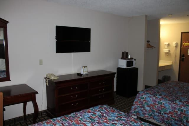2 Double Beds Non-Smoking