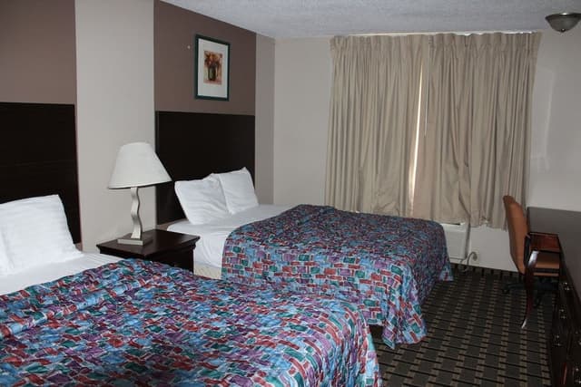 2 Double Beds Non-Smoking