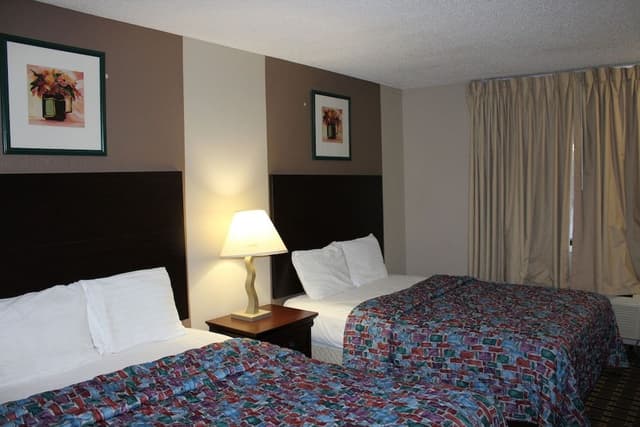 2 Double Beds Non-Smoking