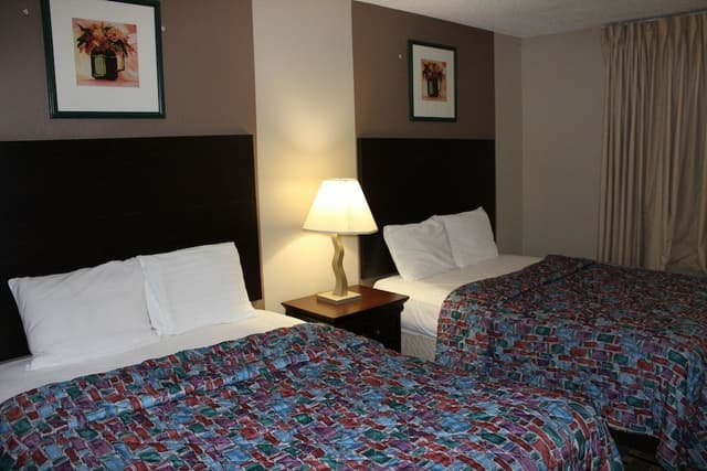 2 Double Beds Non-Smoking