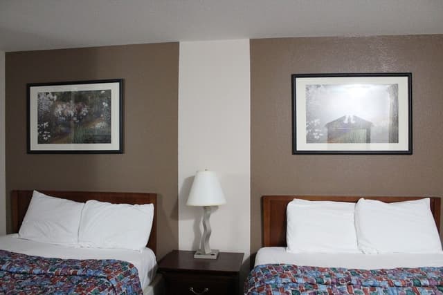 2 Double Beds Non-Smoking