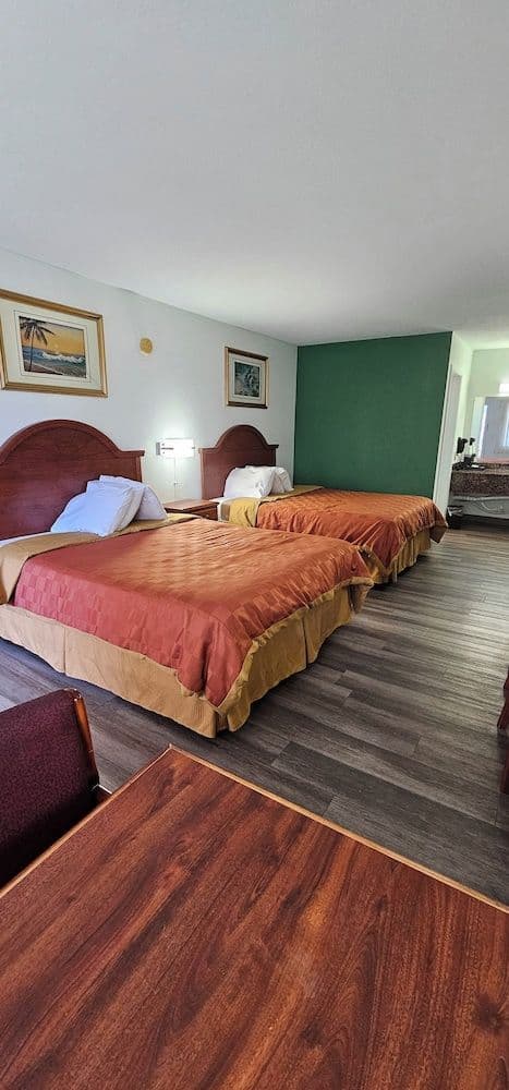 Standard Room, 2 Queen Beds, Non Smoking