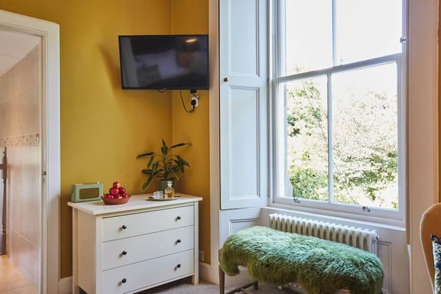 Double Room, 1 Double Bed (Bramble Room)