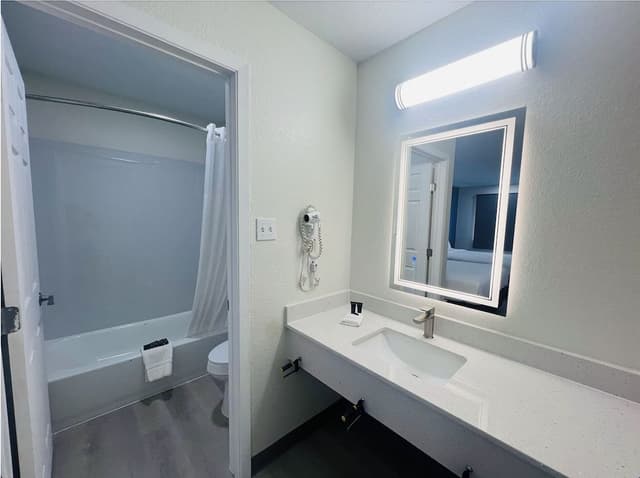 Standard Double Room, 2 Queen Beds, Non Smoking, Housekeeping