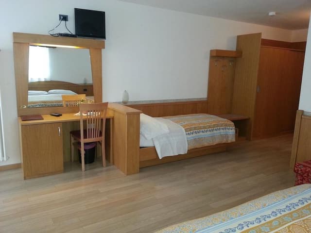 Triple Room, Mountain View