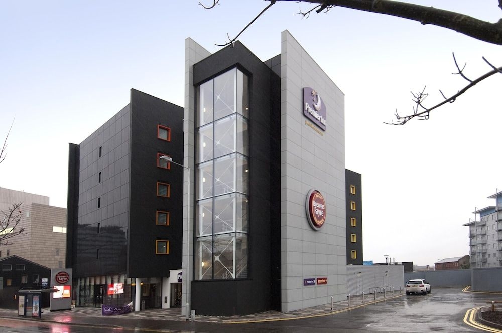 Premier Inn Walsall Town Centre3