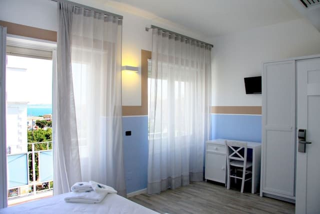 Double Room, Balcony