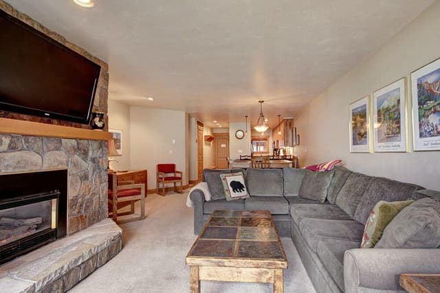 Condo, 2 Bedrooms, 2 Bathrooms