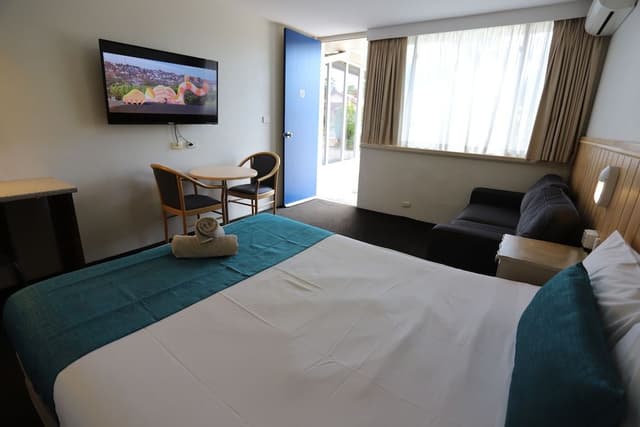 Executive Queen room, Citigate Special