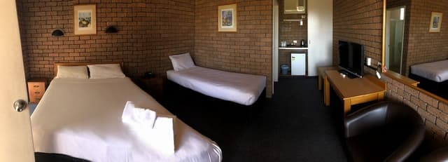 Classic Twin Room
