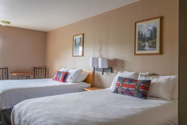 Standard Room, 2 Queen Beds