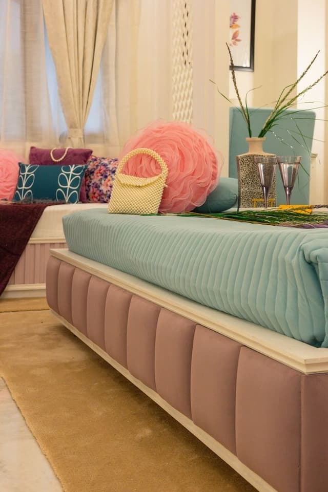 Lavender Theme Neo modern Room with Purple designer Bed & Extra Day bed