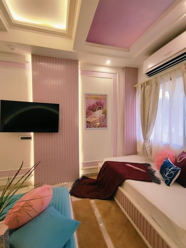Lavender Theme Neo modern Room with Purple designer Bed & Extra Day bed