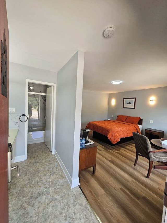 Exclusive Single Room, 1 Queen Bed