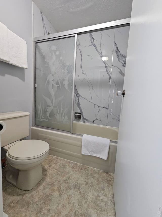 Exclusive Single Room, 1 Queen Bed