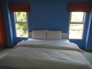 Suntary Place1