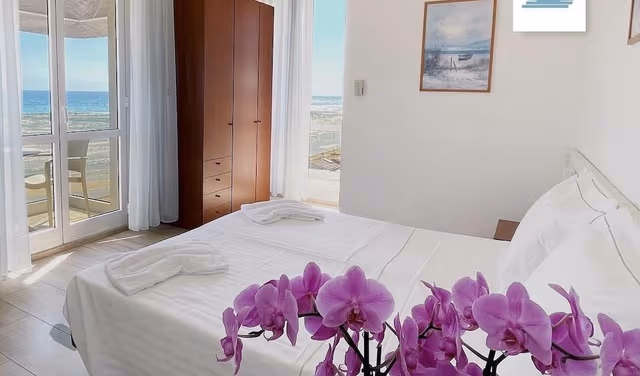 Standard Room, Partial Sea View