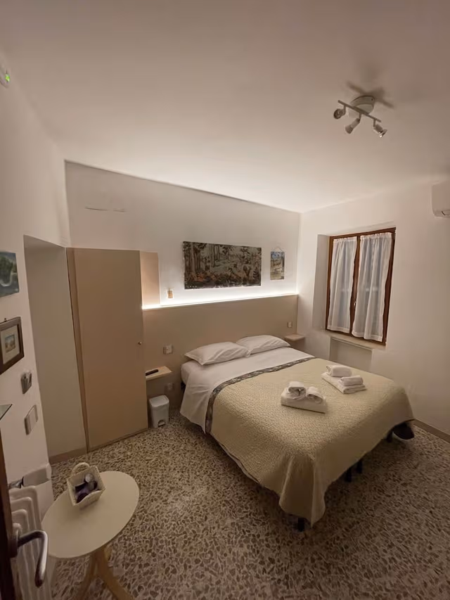 Classic Double Room, 1 Queen Bed