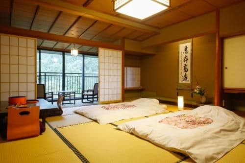 Japanese Style for 5 Adults