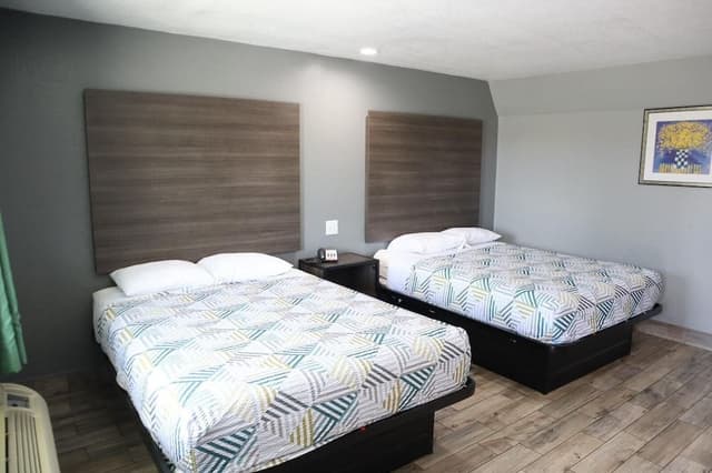 Room, 2 Queen Beds
