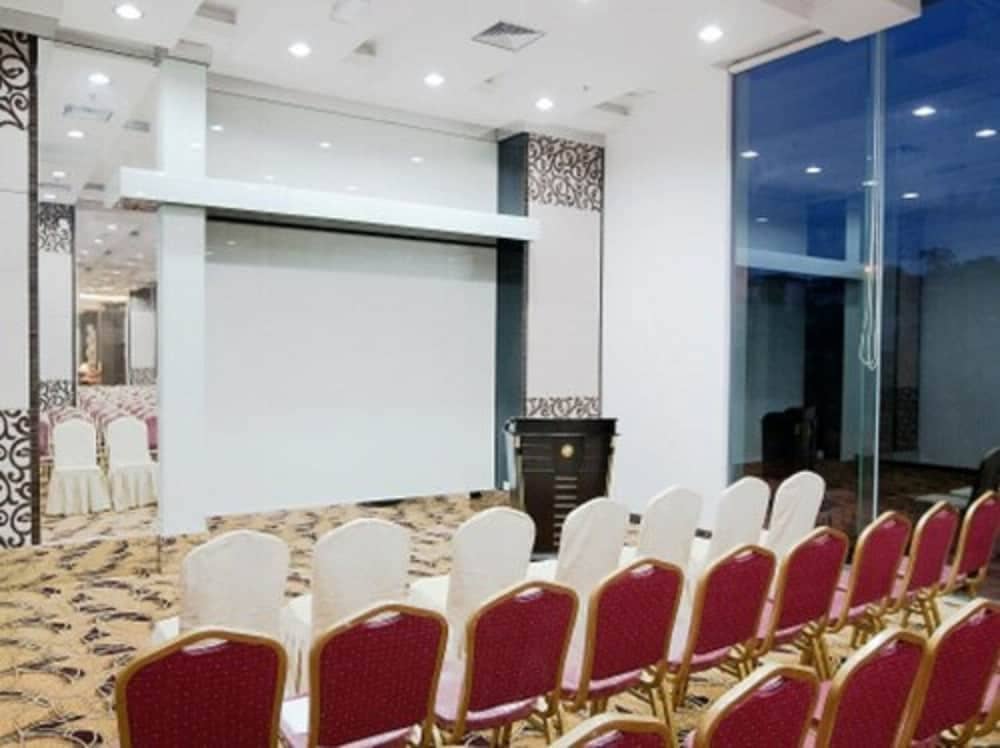 Hotel S Damansara Hotel S Damansara