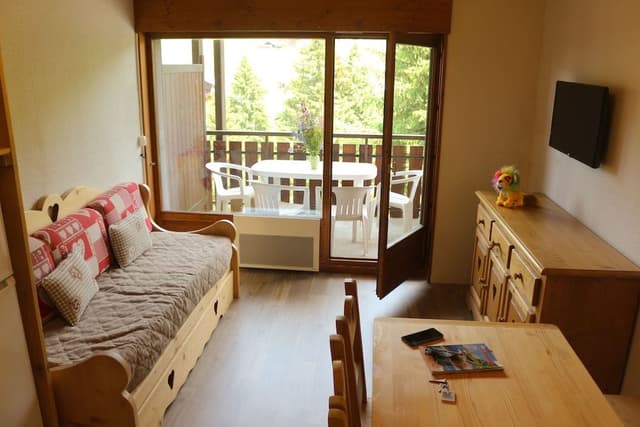 Apartment, Multiple Bedrooms
