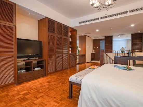 Deluxe Suite A