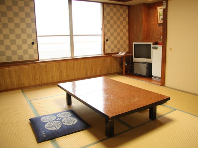 Standard Japanese Style Room - Smoking