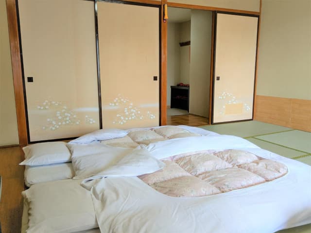 Japanese Style - Non-Smoking
