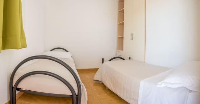 Comfort Apartment, 3 Bedrooms, Private Bathroom