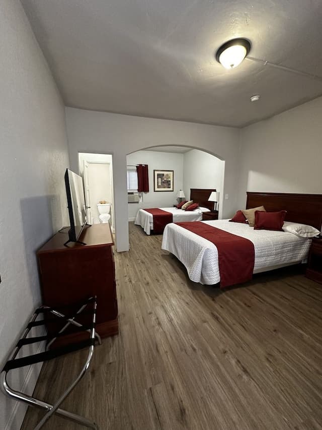 Room, 2 Queen Beds