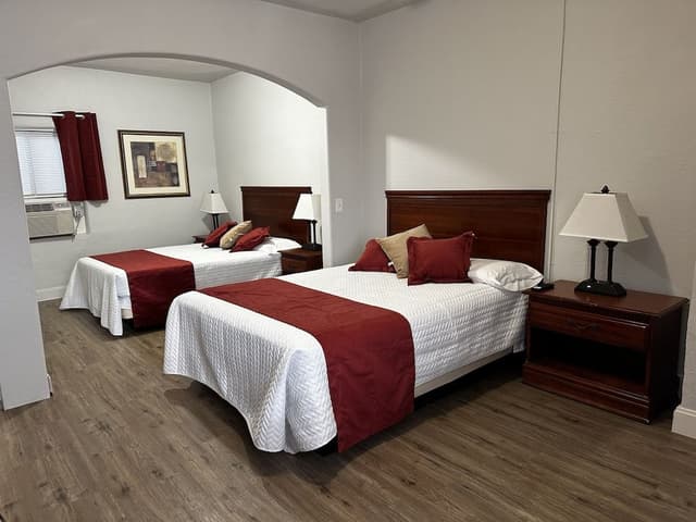 Room, 2 Queen Beds