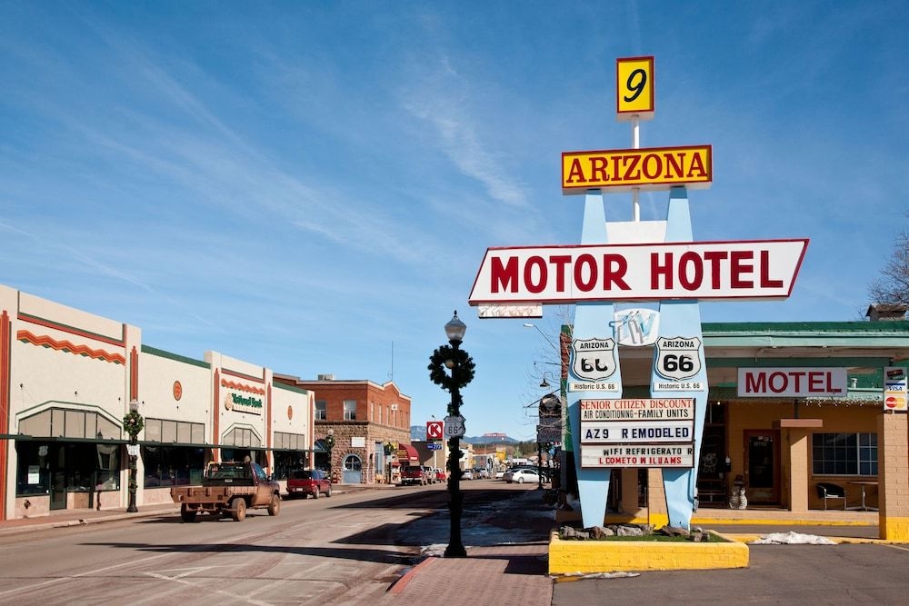 9 Arizona Motor Hotel0