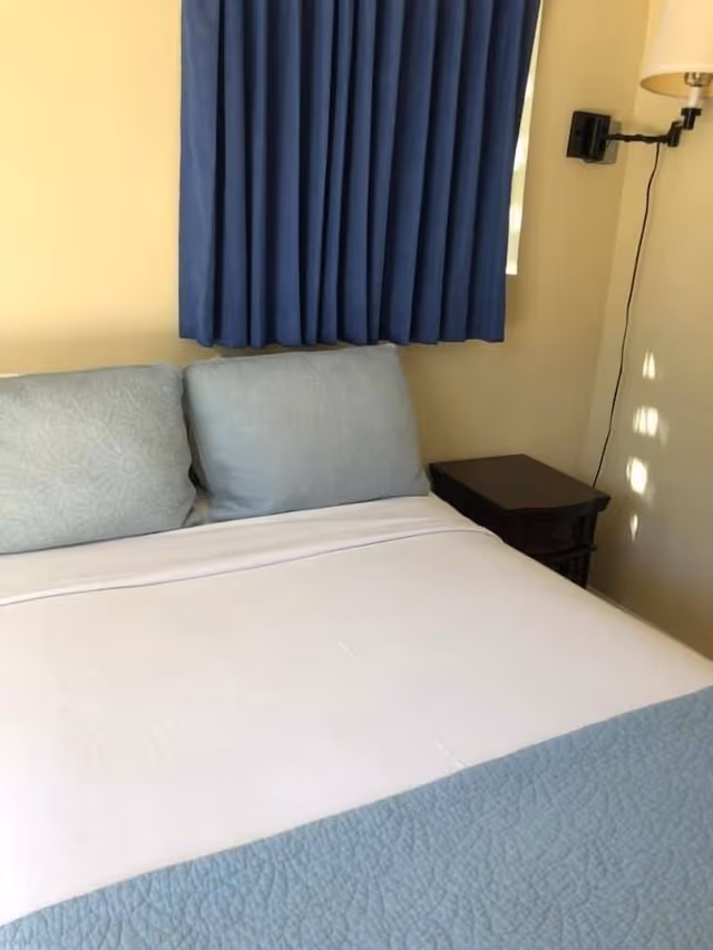 Double Room, 1 Double Bed