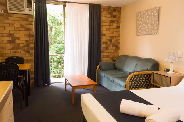 Standard Room, Non Smoking, Refrigerator & Microwave (Double)