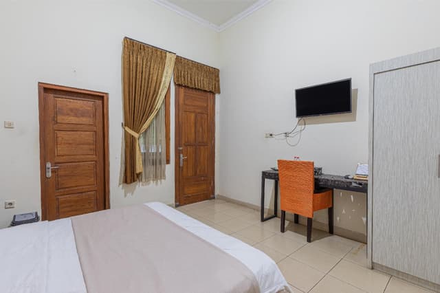 Superior Single Room