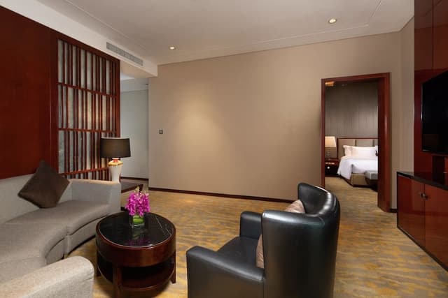 Junior Suite, 1 King Bed