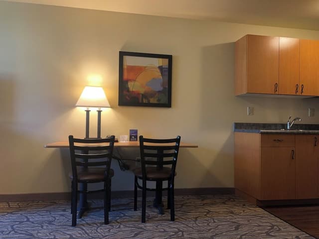 Studio, 2 Queen Beds, Kitchen