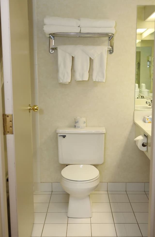 Room, 2 Queen Beds